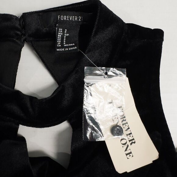 Forever 21 Velvet Sleeveless Romper Womens Small Black Choker Lace Back Party - Picture 4 of 16